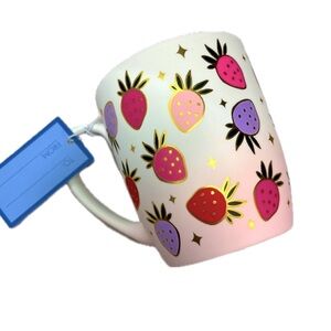 NWT ⚜️💖⚜️ Luna And Sage Gorgeous Strawberry Mug
